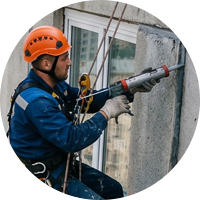 Сколько зарабатывают промышленные альпинисты: Зарплаты в Москве, регионах и США